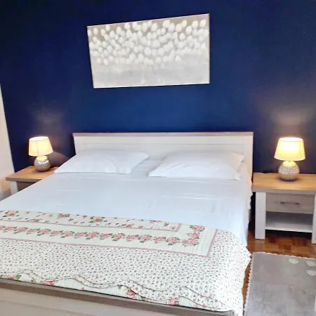 J&r Babara Apartment Biograd Na Moru
