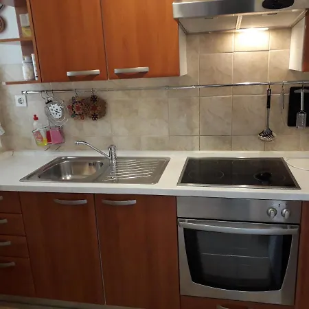 J&r Babara Biograd Na Moru