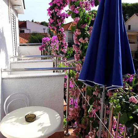 J&r Babara Apartment Biograd Na Moru