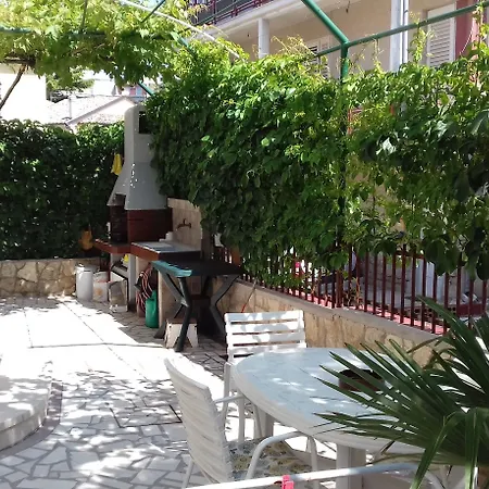 Lejlighed J&r Babara Biograd Na Moru