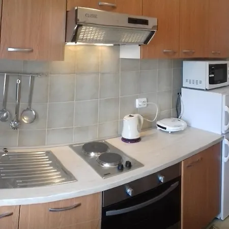J&r Babara Apartment