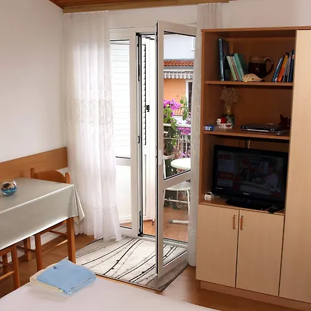 J&r Babara * Biograd Na Moru